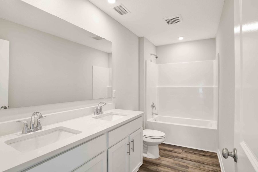 Representative furnished interior of a home built from the Sycamore by Maronda Homes in Coastal Communities, Edgewater (Image 9).