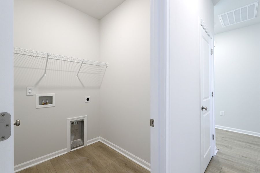 Spacious, unfurnished interior of a new home in Jordan Grove, Conway (Image 29).