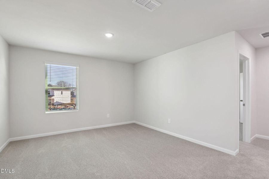 26-web-or-mls-Raleigh- River Glen-36 Hof