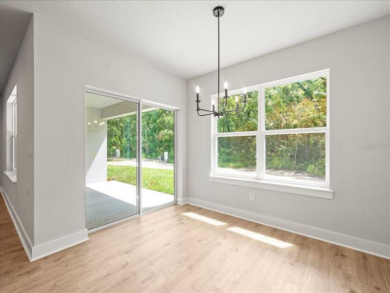 Spacious, unfurnished interior of a new home in , Weeki Wachee (Image 18).