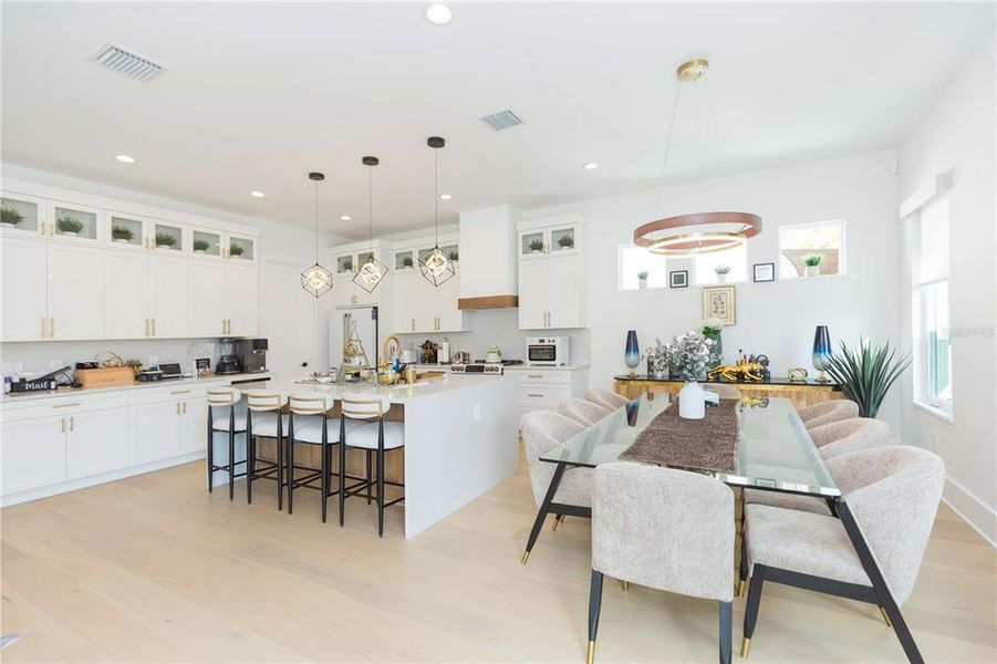 Furnished interior view inside a new home in , Tampa (Image 59).