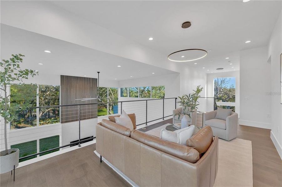 Furnished interior view inside a new home in , Sarasota (Image 72).