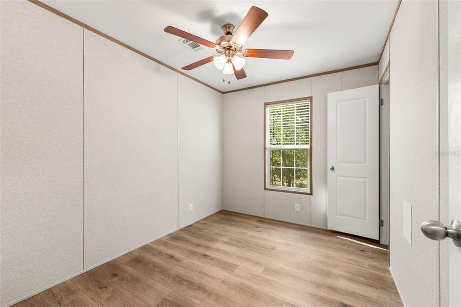 Spacious, unfurnished interior of a new home in , Bronson (Image 16).