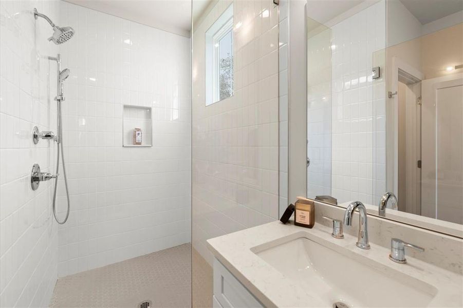 Furnished interior view inside a new home in , Atlanta (Image 20). Furnished interior view inside a new home in , Atlanta (Image 20).