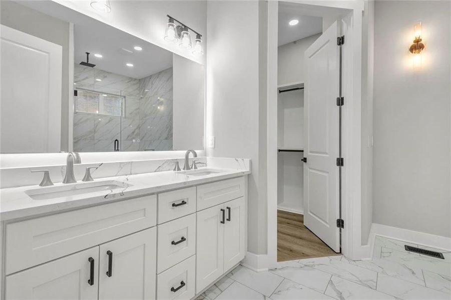 Furnished interior view inside a new home in , Fairburn (Image 16).