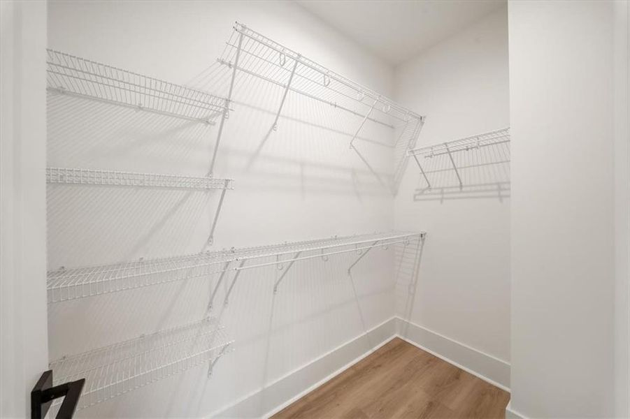 Spacious, unfurnished interior of a new home in , Alpharetta (Image 68). Spacious, unfurnished interior of a new home in , Alpharetta (Image 68).