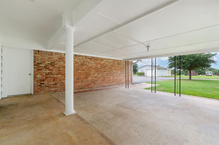 Exterior details and patio area of a home in , Hillsboro (Image 21). Exterior details and patio area of a home in , Hillsboro (Image 21).