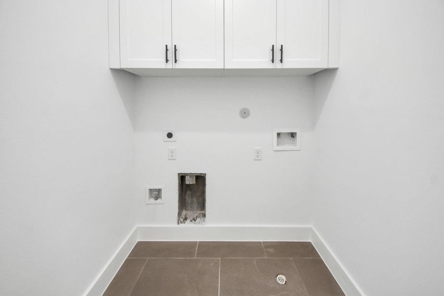 Spacious, unfurnished interior of a new home in , Houston (Image 13). Spacious, unfurnished interior of a new home in , Houston (Image 13).