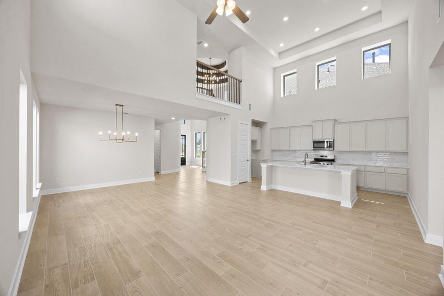 Spacious, unfurnished interior of a new home in Parmer Ranch, Georgetown (Image 18).