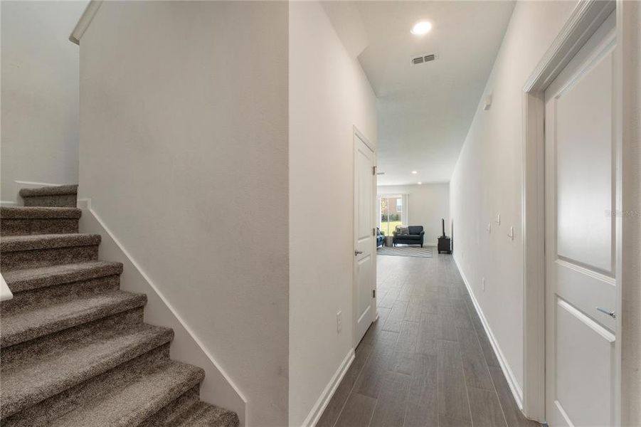 Spacious, unfurnished interior of a new home in Wellness Ridge: Estates Collection, Clermont (Image 18).