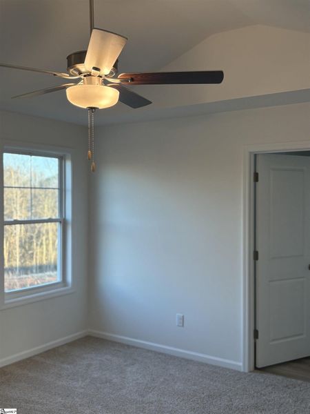 Spacious, unfurnished interior of a new home in Hazelwood, Boiling Springs (Image 19).