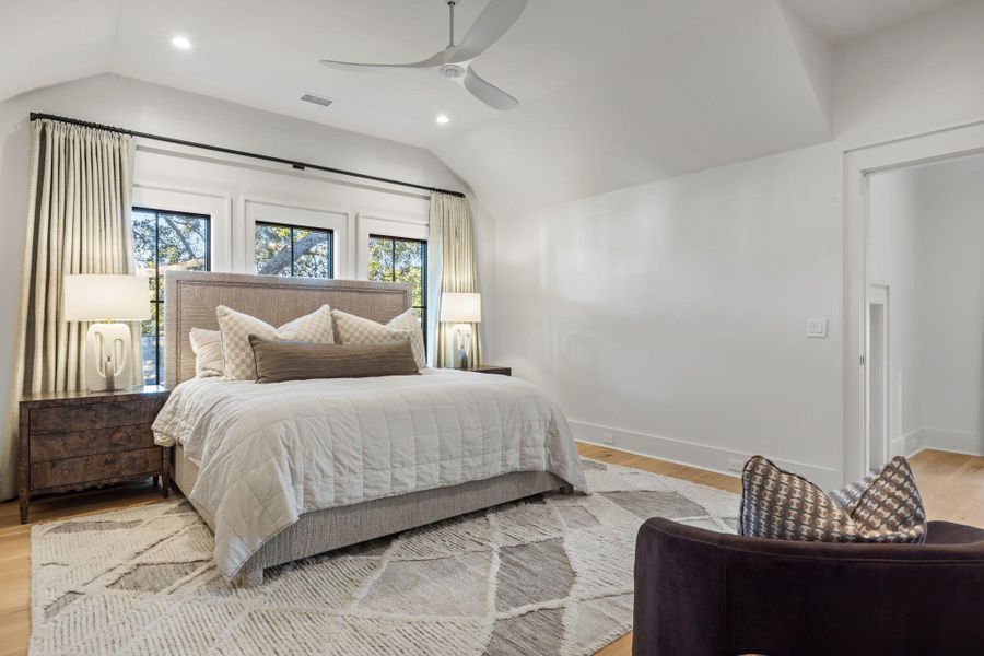 Furnished interior view inside a new home in , Sullivan's Island (Image 38).