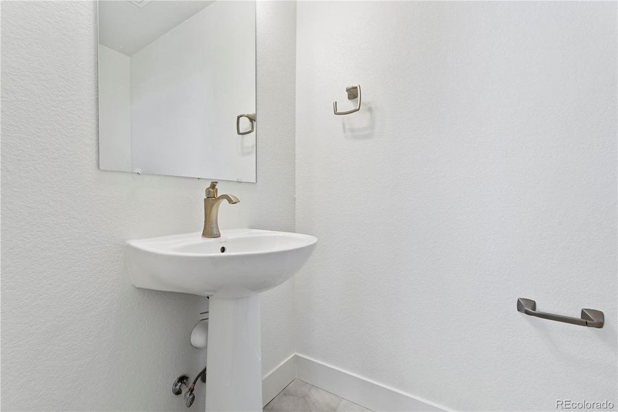 Furnished interior view inside a new home in Dillon Pointe - Skyview, Broomfield (Image 10).