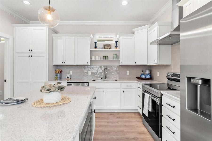 Kitchen with Tile Backsplash