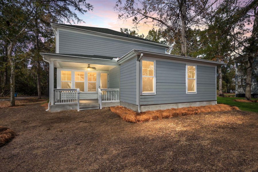 Exterior details and patio area of a home in , Hollywood (Image 30).