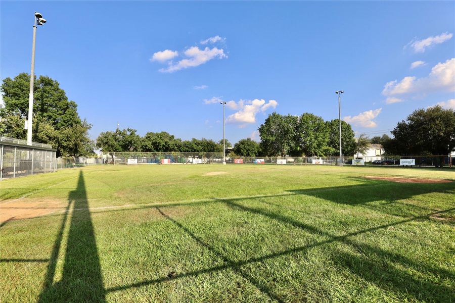 only .3 miles from 510 E 37th, McCollough Park features open green spaces and baseball fields surrounded by trees. Great for sports and leisure. only .3 miles from 510 E 37th, McCollough Park features open green spaces and baseball fields surrounded by trees. Great for sports and leisure.