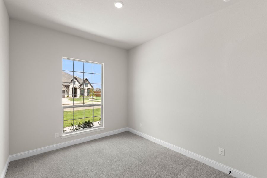 Spacious, unfurnished interior of a new home in Coyote Crossing, Godley (Image 22). Spacious, unfurnished interior of a new home in Coyote Crossing, Godley (Image 22).
