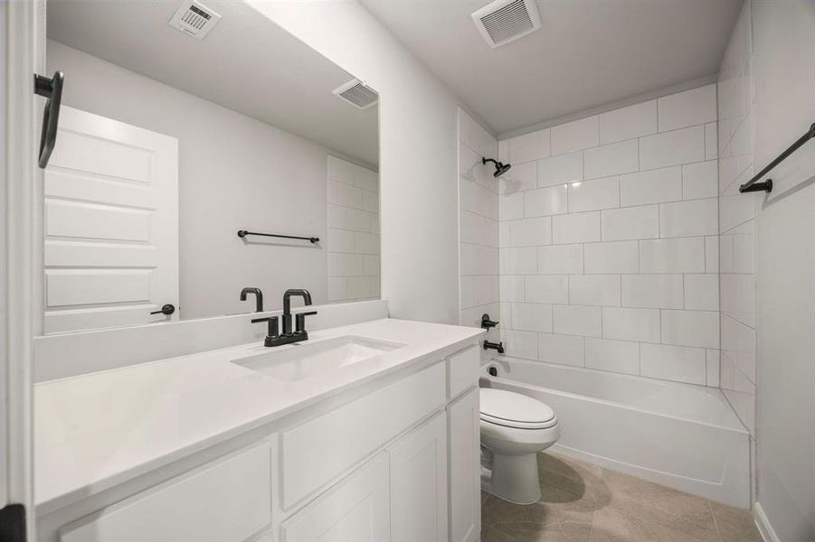 16-web-or-mls-1427-golden-mdw-dr