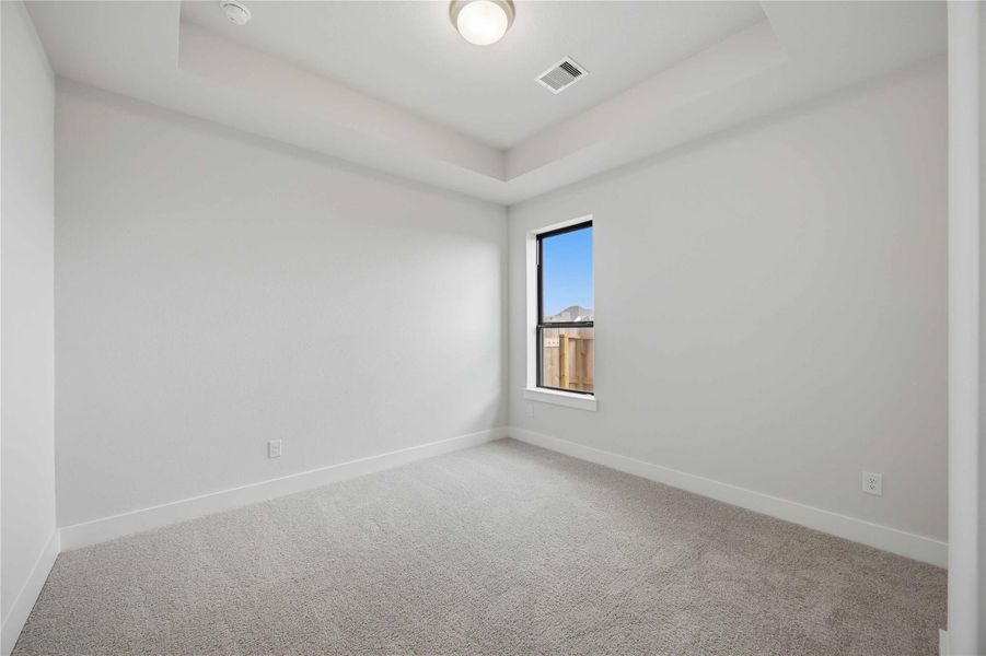 Spacious, unfurnished interior of a new home in Ellwood, Iowa Colony (Image 31). Spacious, unfurnished interior of a new home in Ellwood, Iowa Colony (Image 31).