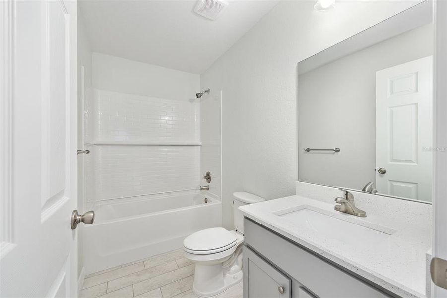 Furnished interior view inside a new home in , Ocala (Image 5).