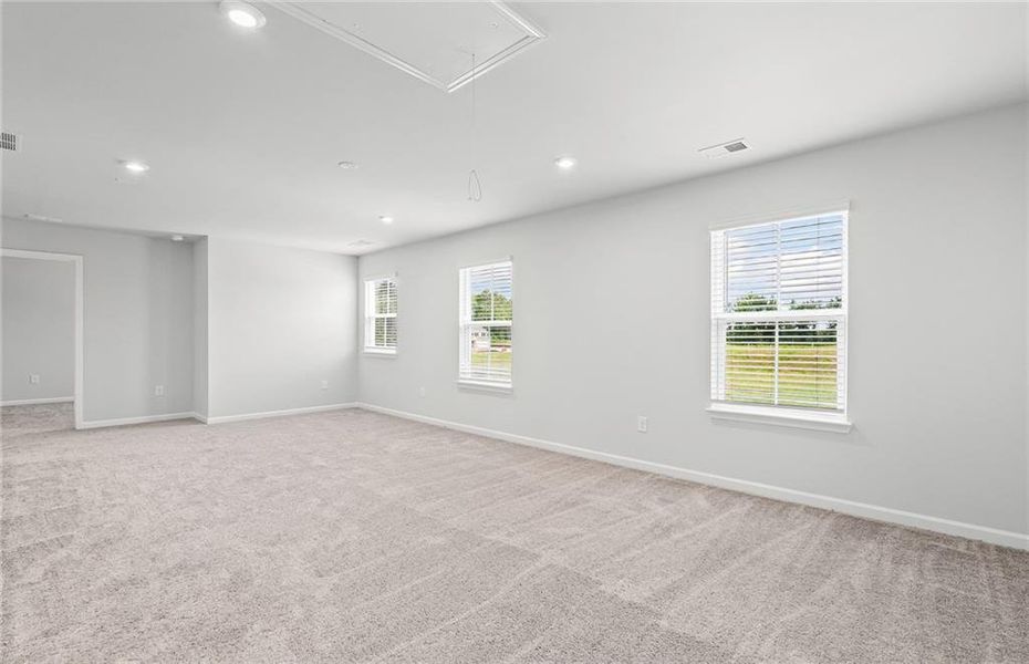 Spacious, unfurnished interior of a new home in Anderson Point, McDonough (Image 23).