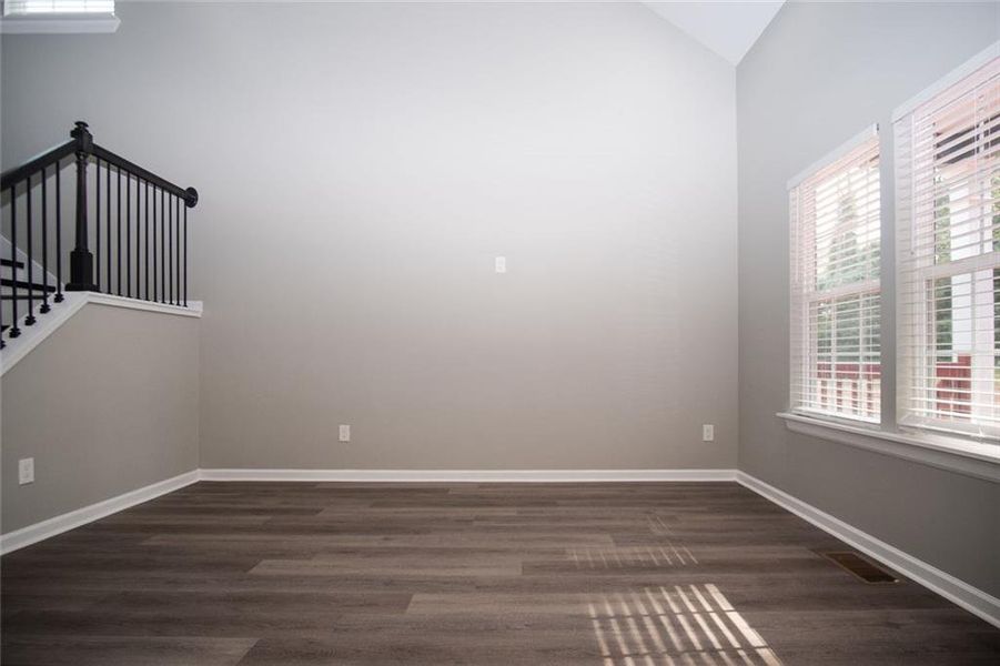 Spacious, unfurnished interior of a new home in , Stockbridge (Image 17).