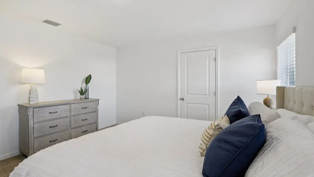 Furnished interior view inside a new home in Waterford, Brooksville (Image 18).