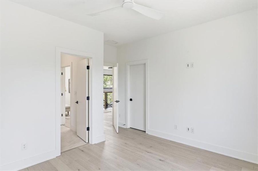 Spacious, unfurnished interior of a new home in Aster, Roswell (Image 83).