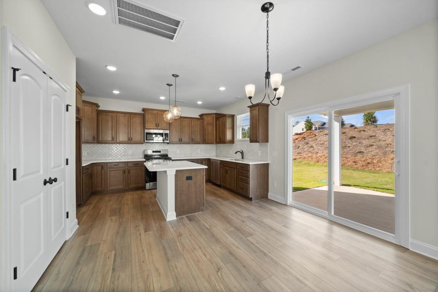 Furnished interior view inside a new home in Pisgah Park, Kernersville (Image 9).