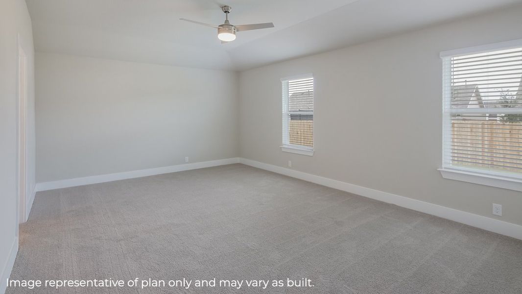 Representative unfurnished interior of a home built from the The Kingston by D.R. Horton in Veranda, San Antonio (Image 16).