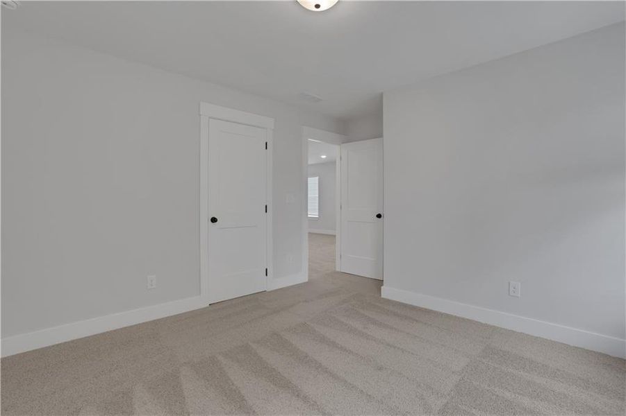 Spacious, unfurnished interior of a new home in Villas at Dawsonville, Dawsonville (Image 20).