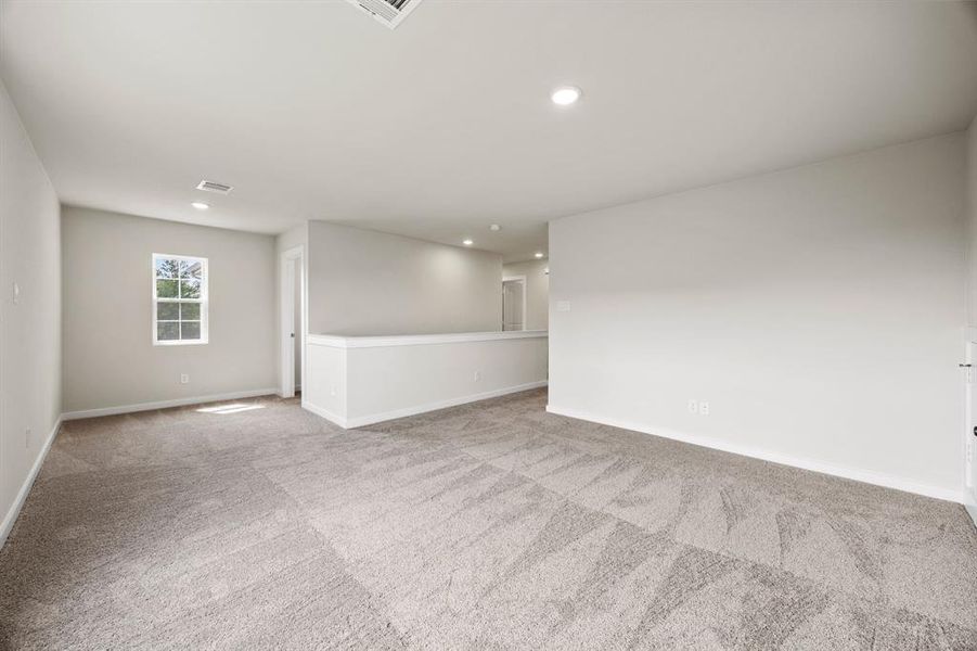 Spacious, unfurnished interior of a new home in MiraVerde, Crowley (Image 10). Spacious, unfurnished interior of a new home in MiraVerde, Crowley (Image 10).