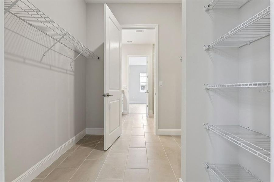 Spacious, unfurnished interior of a new home in Weslyn Park at Sunbridge, St. Cloud (Image 36).