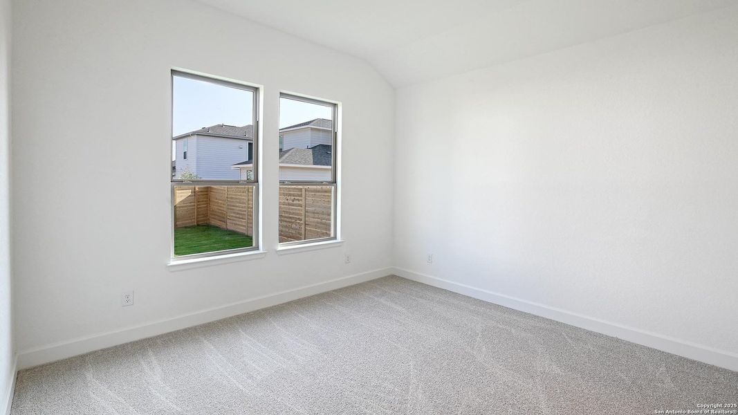 Spacious, unfurnished interior of a new home in Solms Landing 45', New Braunfels (Image 12).