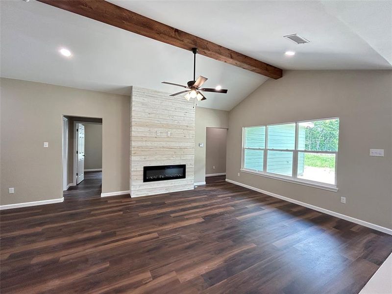 Spacious, unfurnished interior of a new home in , Sulphur Springs (Image 11). Spacious, unfurnished interior of a new home in , Sulphur Springs (Image 11).