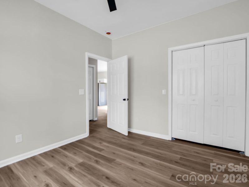 Spacious, unfurnished interior of a new home in , Bostic (Image 19).