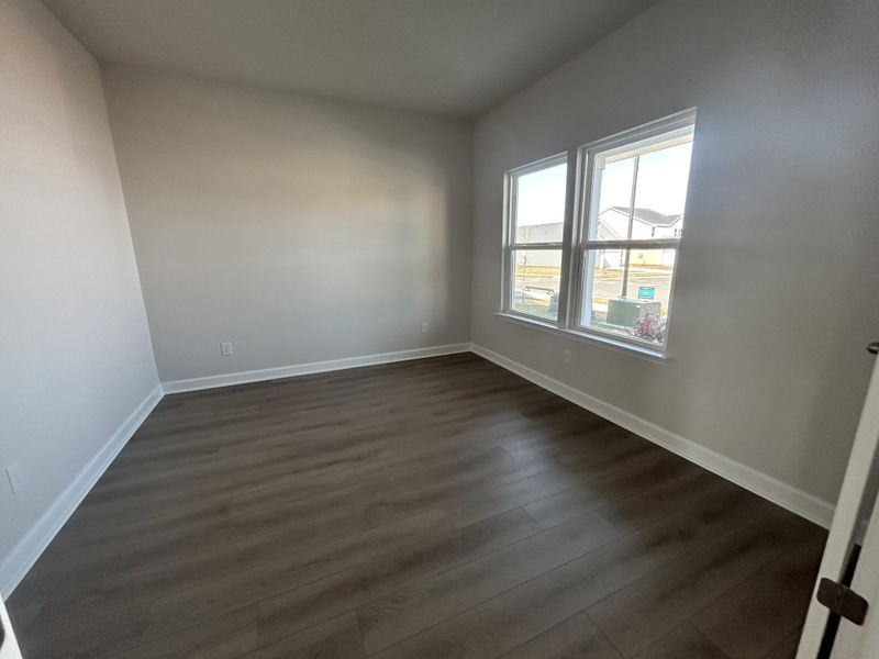 Spacious, unfurnished interior of a new home in , Ravenel (Image 20).