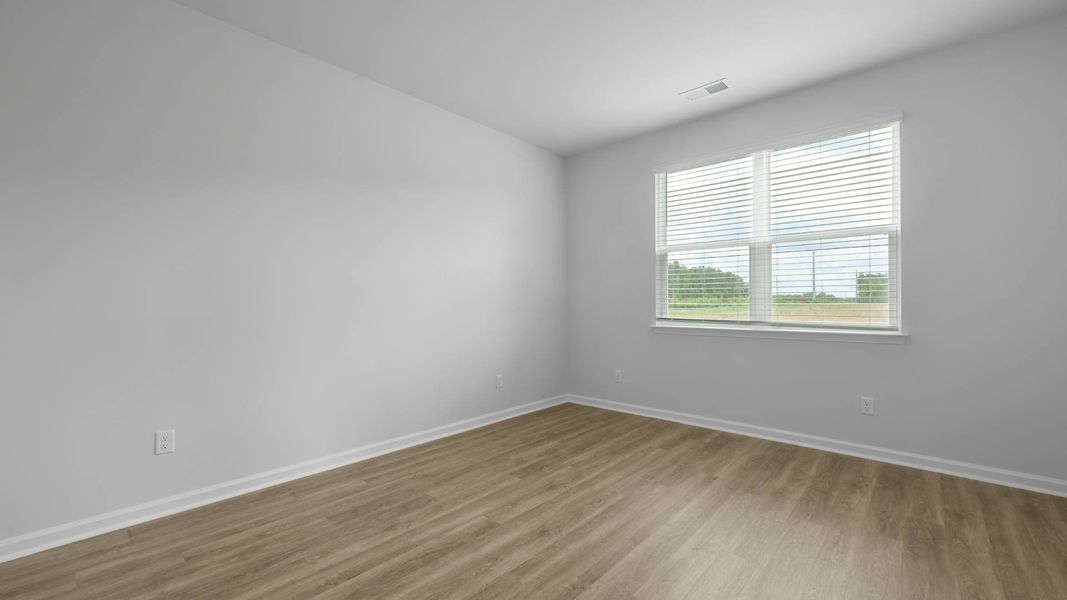 Spacious, unfurnished interior of a new home in Pineview North, Summerville (Image 17).