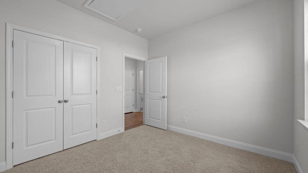 Spacious, unfurnished interior of a new home in Tyler - Home on the Lake, New Bern (Image 28).
