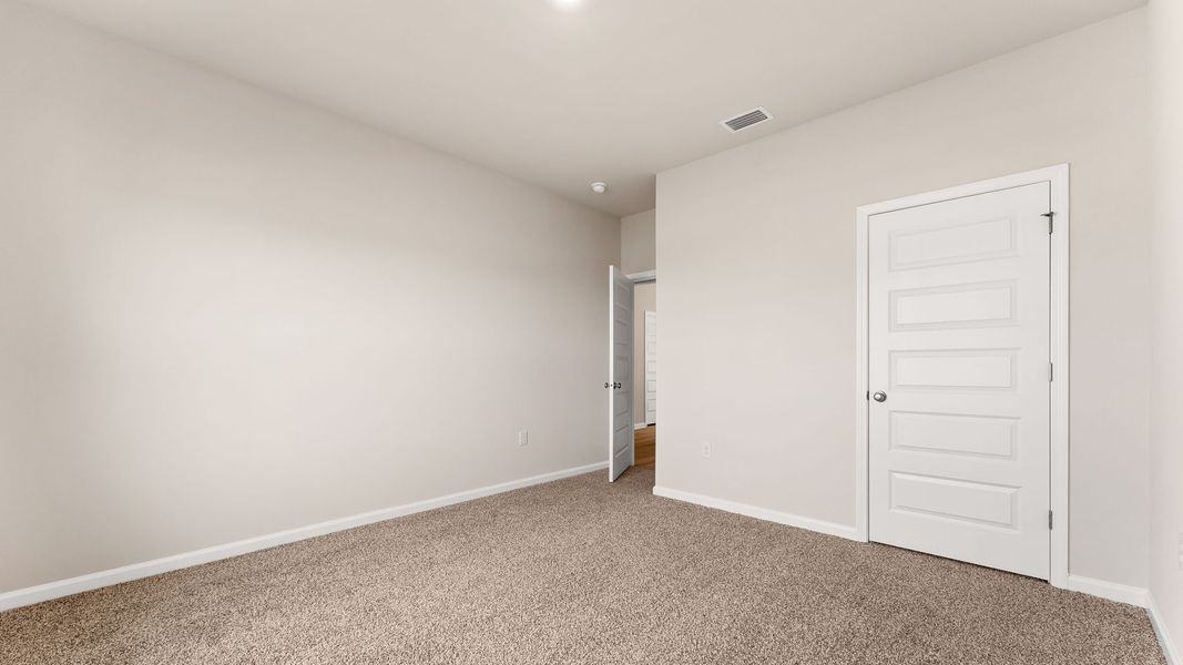 Spacious, unfurnished interior of a new home in Liberty, Panama City (Image 29).