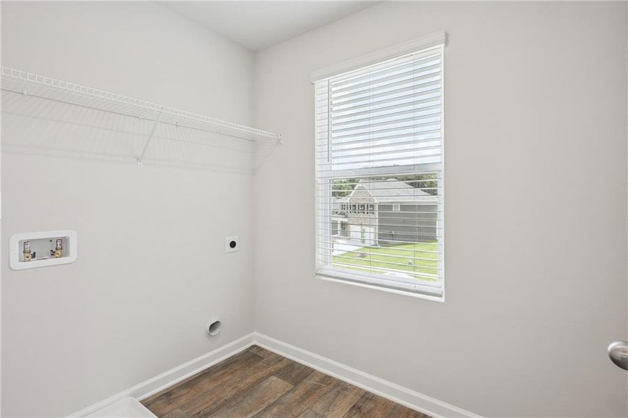 Spacious, unfurnished interior of a new home in River Walk Farm, Covington (Image 27).