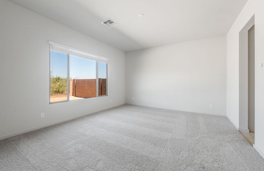 Spacious, unfurnished interior of a new home in Regent Hills - Meadow Series, Buckeye (Image 16). Spacious, unfurnished interior of a new home in Regent Hills - Meadow Series, Buckeye (Image 16).