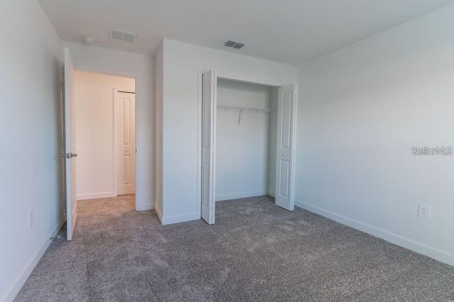 Spacious, unfurnished interior of a new home in , Kissimmee (Image 21).