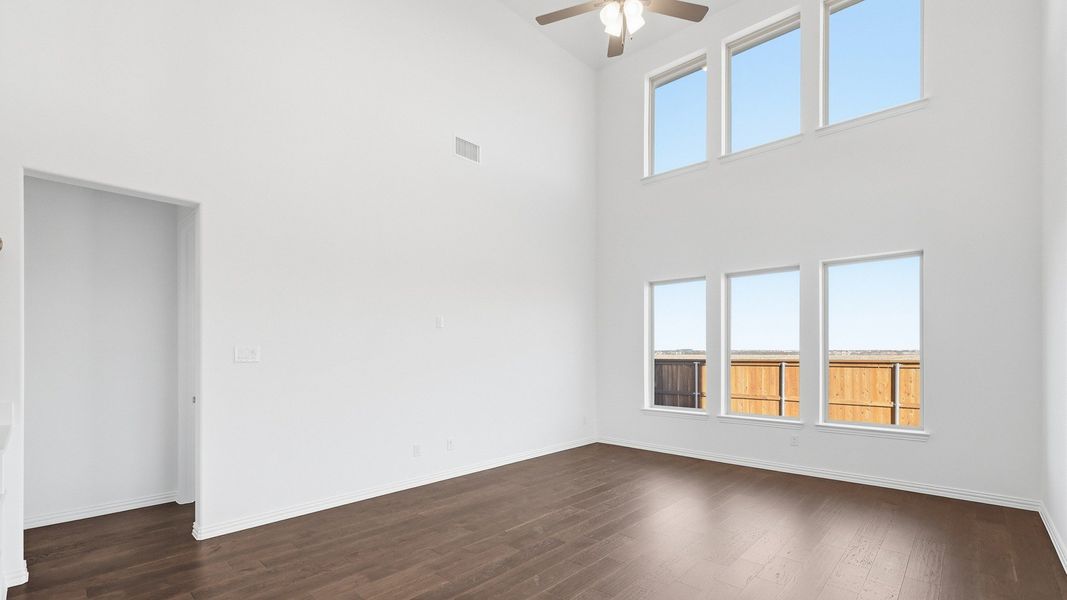 Furnished interior view inside a new home in Green Meadows Premier, Celina (Image 21). Furnished interior view inside a new home in Green Meadows Premier, Celina (Image 21).
