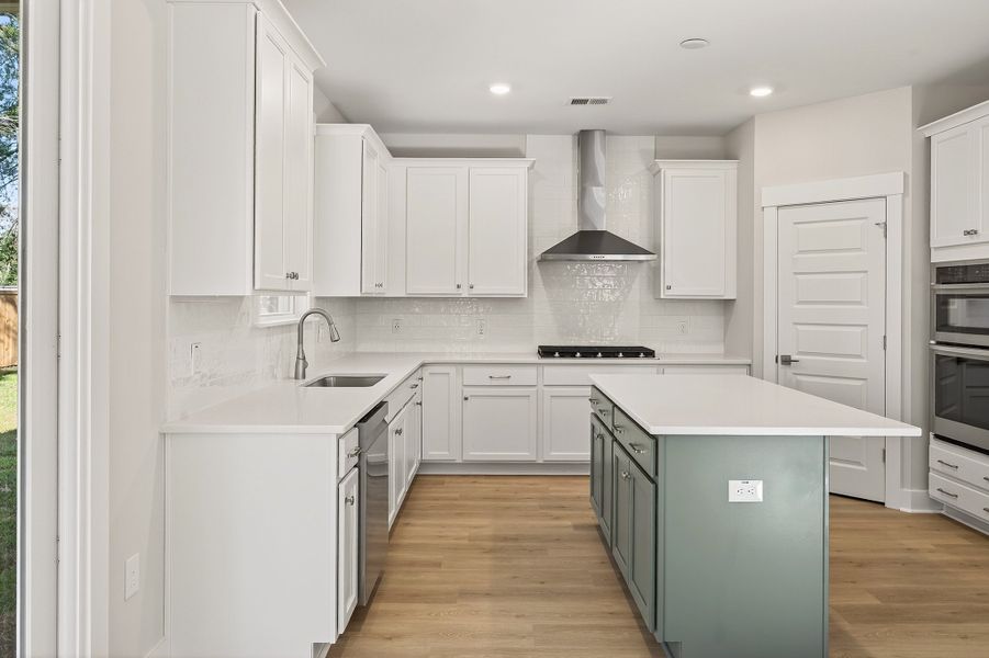 Representative furnished interior of a home built from the Church Hill by Hunter Quinn Homes in Huckleberry Estates, Conway (Image 10).