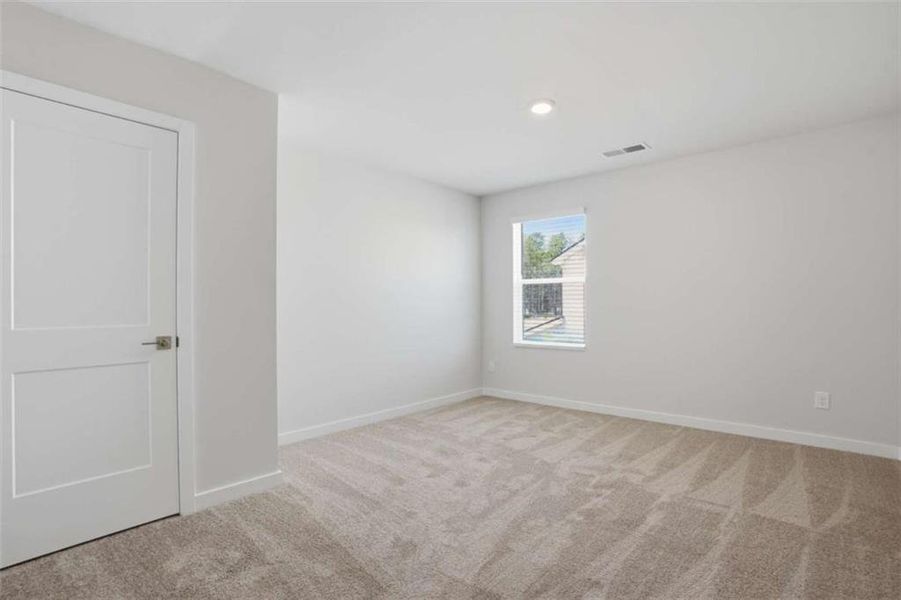 Spacious, unfurnished interior of a new home in Millstone Manor, Conyers (Image 24).