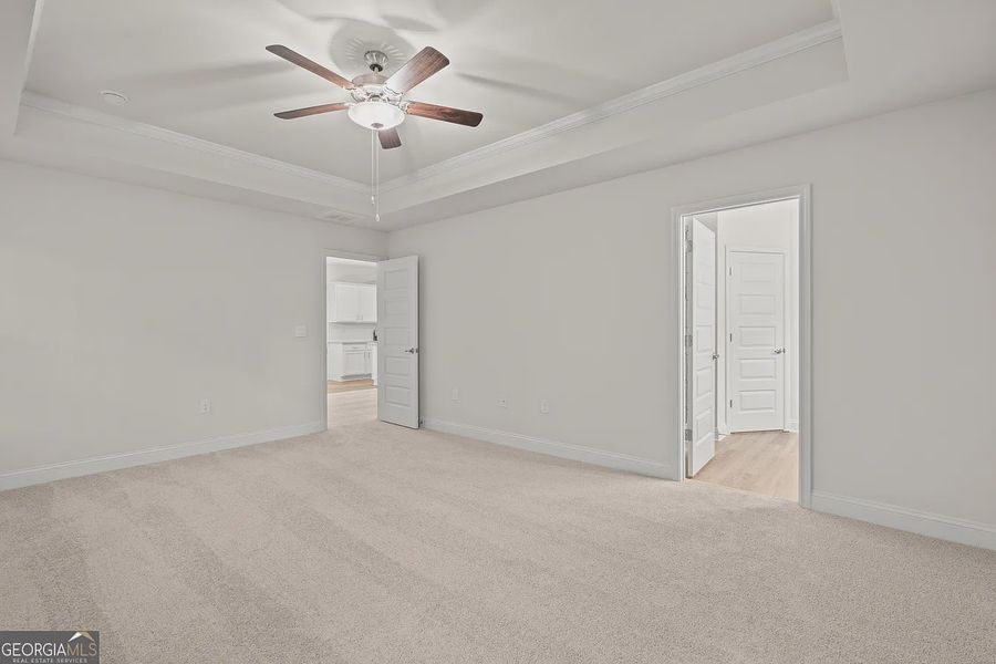 Spacious, unfurnished interior of a new home in Canterbury Villas, Carrollton (Image 22).
