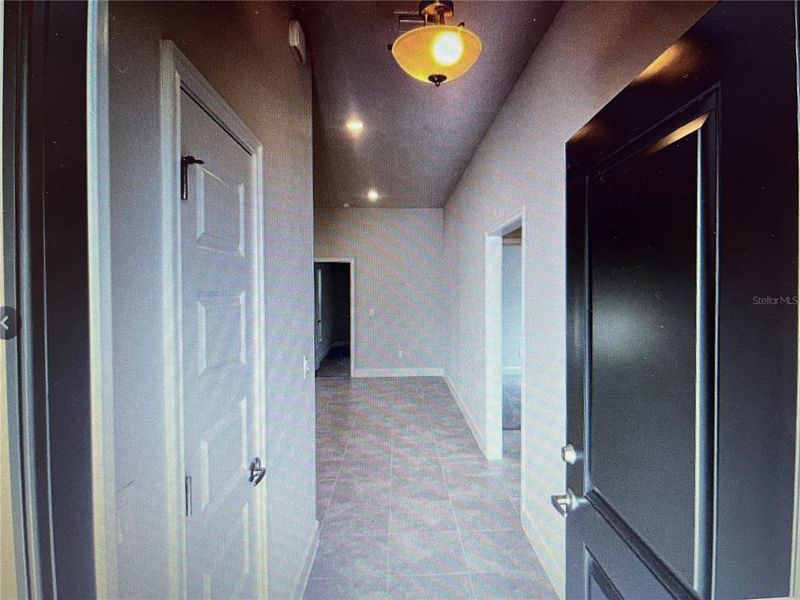 Spacious, unfurnished interior of a new home in Orange Blossom Hills, Summerfield (Image 5).