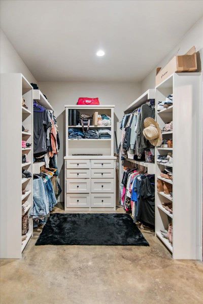 Image 25 of a home in .