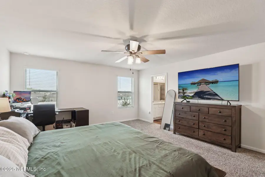 Furnished interior view inside a new home in Cross Creek Express, Green Cove Springs (Image 12).